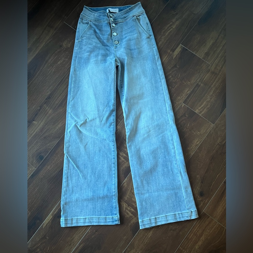 Wide Leg Blue Jeans